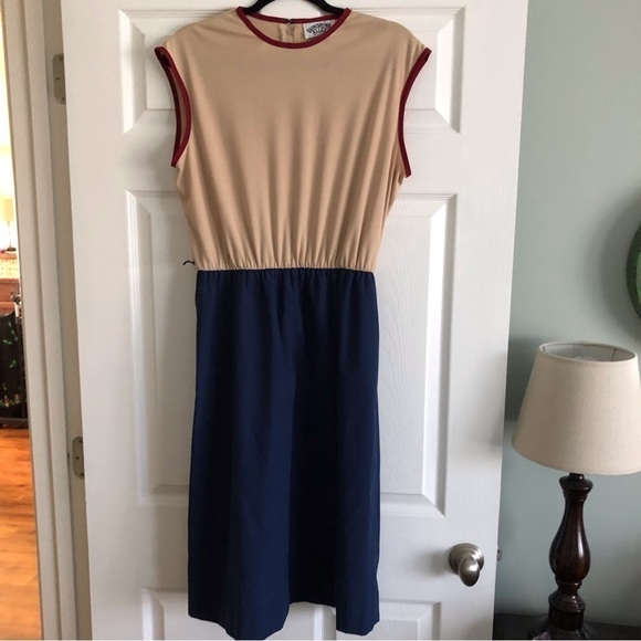 Vintage Sunshine Alley jersey knit dress in size 14 - Picture 1 of 5